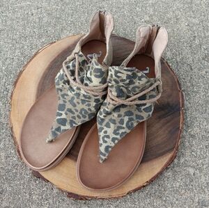 Very G| Leopard Print Sparta Canvas Sandals    US 7.5 Boho, Festival, Casual